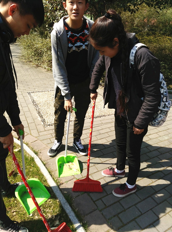 161雷锋月4_副本